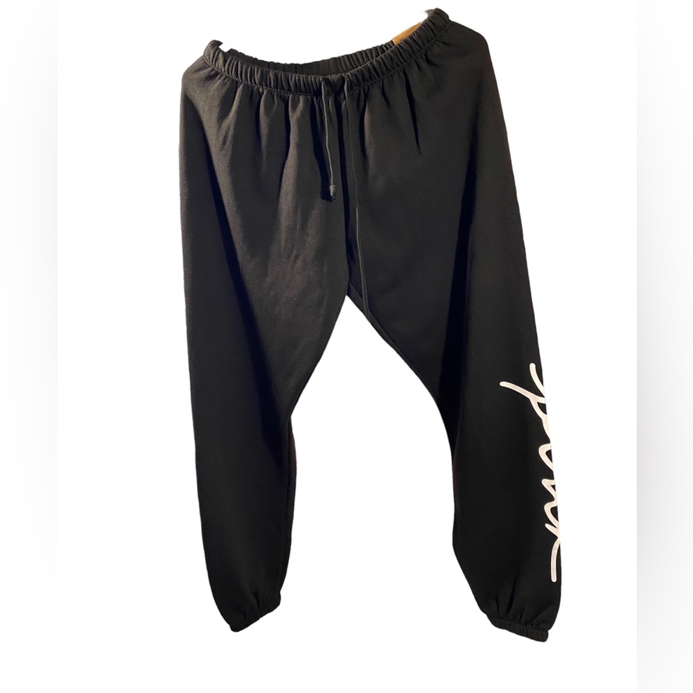 NWT Women’s Medium Pink VS Victoria Secret Joggers